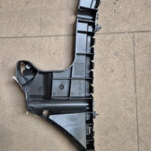 Gejd H, stötfångare